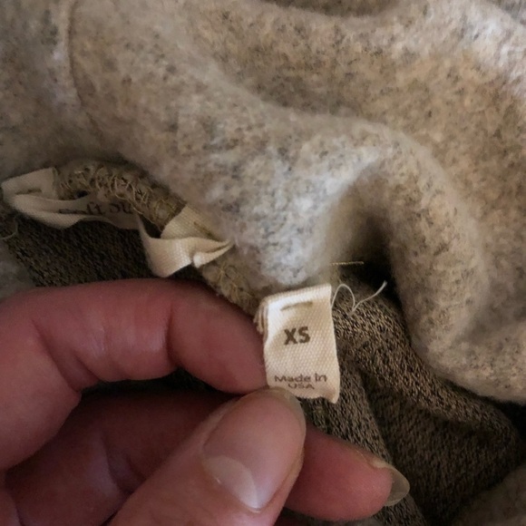 Soft Surroundings Tan Fleece Turtleneck Split Back Sweater Size Extra Small - Picture 12 of 14